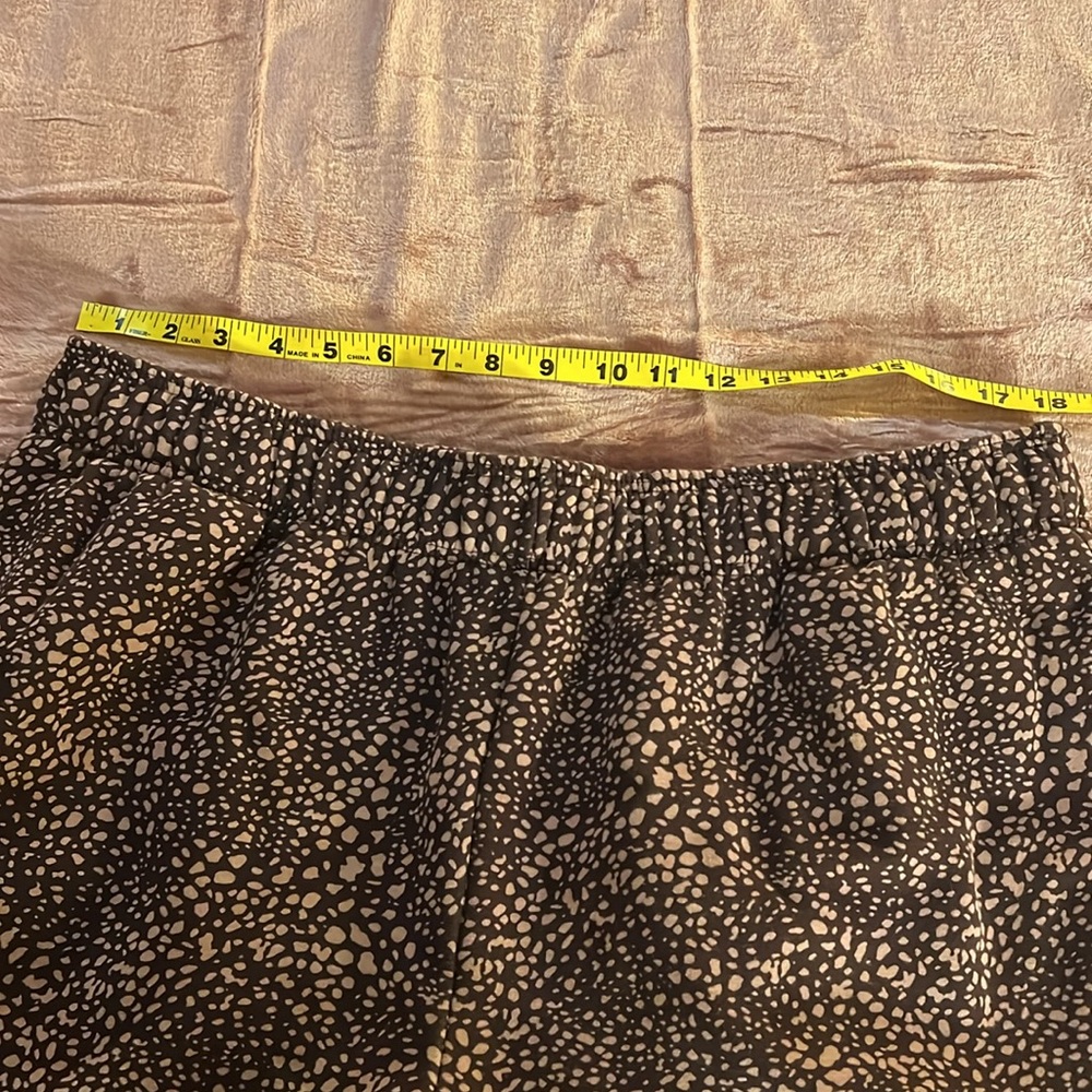EUC Fabletics Cozy Fleece Wide Leg Sweatpants - Picture 8 of 10
